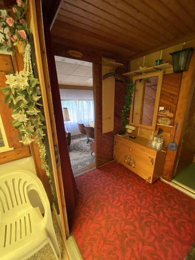 Blick in den Flur / Wohnzimmer