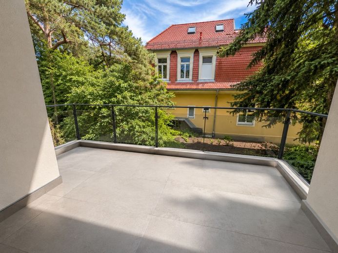 OPTIMALER GRUNDRISS - SCHÖNE 4-RAUM WOHNUNG – Balkon