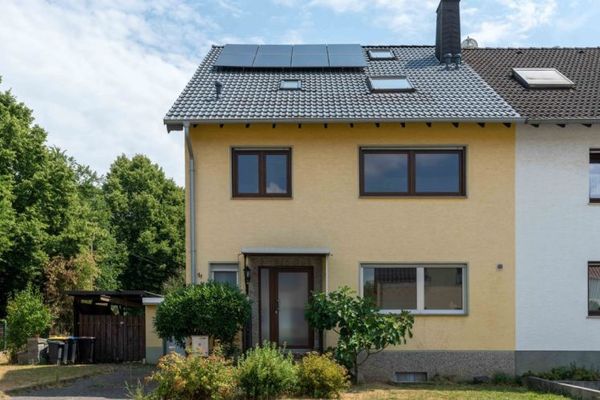 Viel Platz für Ihre Wohnideen: Familienhaus zum individuellen Fertigstellen