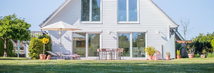Südseite mit Terrasse