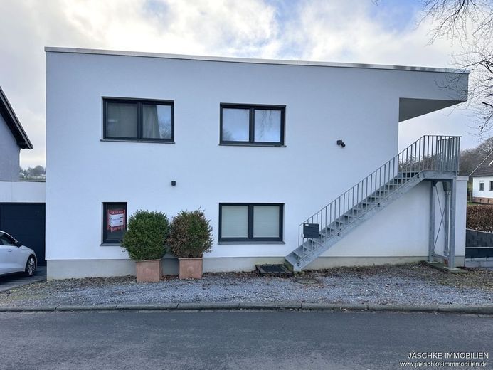 JÄSCHKE - Modernes Zweifamilienhaus mit hochwertiger Ausstattung – Bild 10