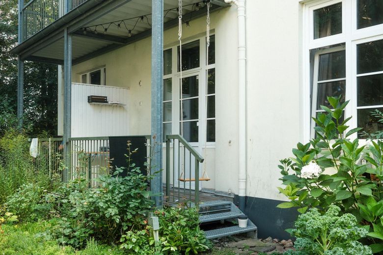 bijou ancien rénové directement au Hammer Park – Balkon mit Gartenzugang