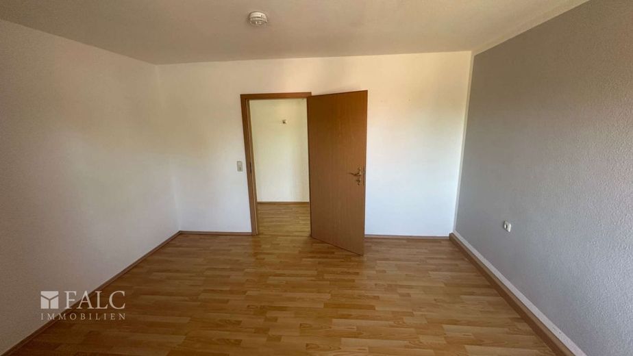PROVISIONSFREI - Tolle 3-Zimmer-Wohnung in Schollene mit überdachter Terrasse – Schlafzimmer