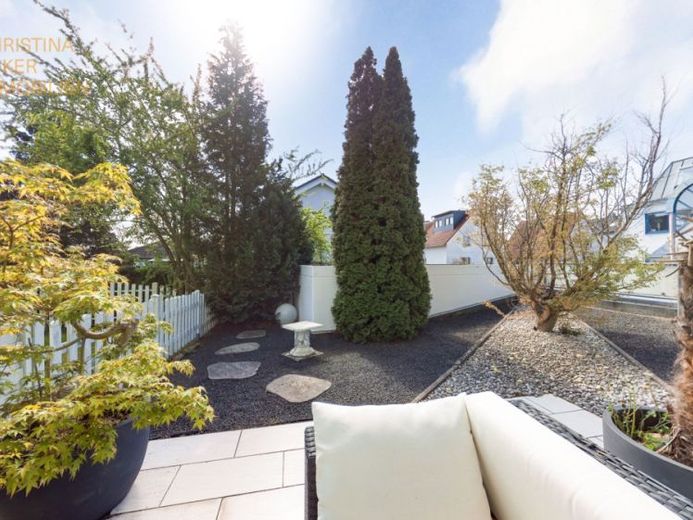 Mehr Raum, mehr Möglichkeiten: 5,5-Zimmer-Maisonette mit Garten & Garage in Nieder-Roden – फोटो 1
