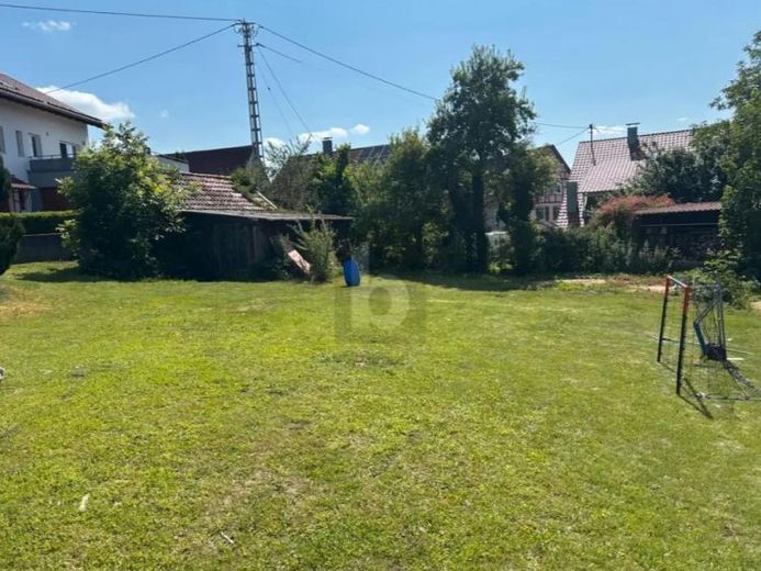 СОНЯЧНИЙ БУДІВЕЛЬНИЙ ПРОЄКТ У ЛЕННІНГЕНІ-ШОПФЛОХУ – Фотографія 1