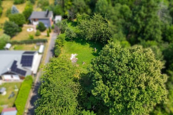 Freizeitgrundstück in Mühlhausen – Grüne Auszeit für die ganze Familie