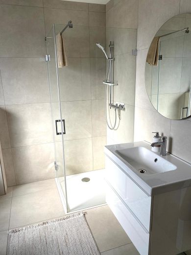 Modernes Neubau-Reihenendhaus - Ideal für Familien – Foto 10