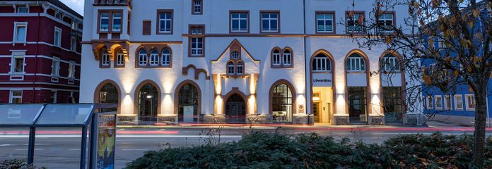 LöwenBau Abendstimmung