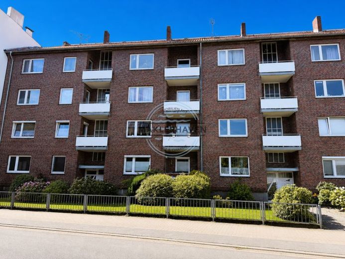 Stilvolle 3-Zimmer Eigentumswohnung mit zwei Balkonen im beliebten Stadtviertel Heppens – Foto 1