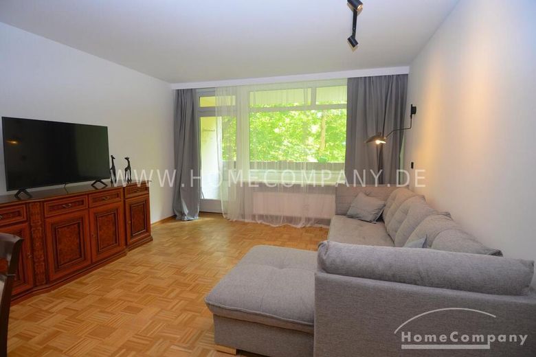 Sehr große 2 Zimmer Wohnung in Westend mit Balkon – 69c01abba5af732449e8974b3edf6cf28bc105df.jpg