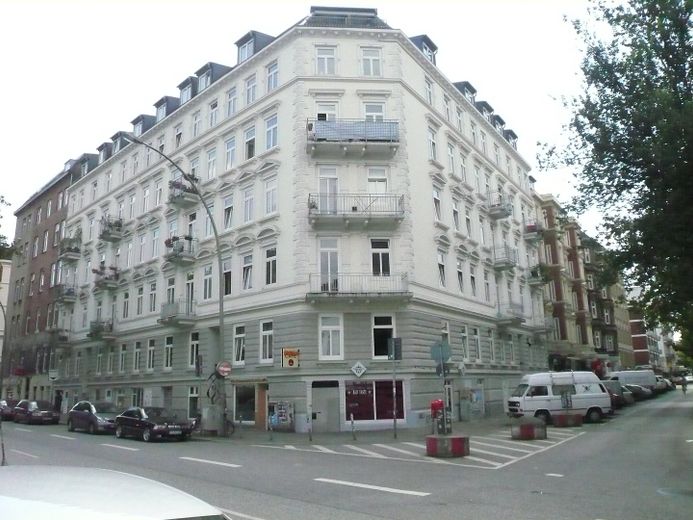 WG`s aufgepasst, Traumwohnung, 4 Zimmer Jugendstil, Top saniert, EBK, auf Zeit bis 30.April 2027 – Aussenansicht