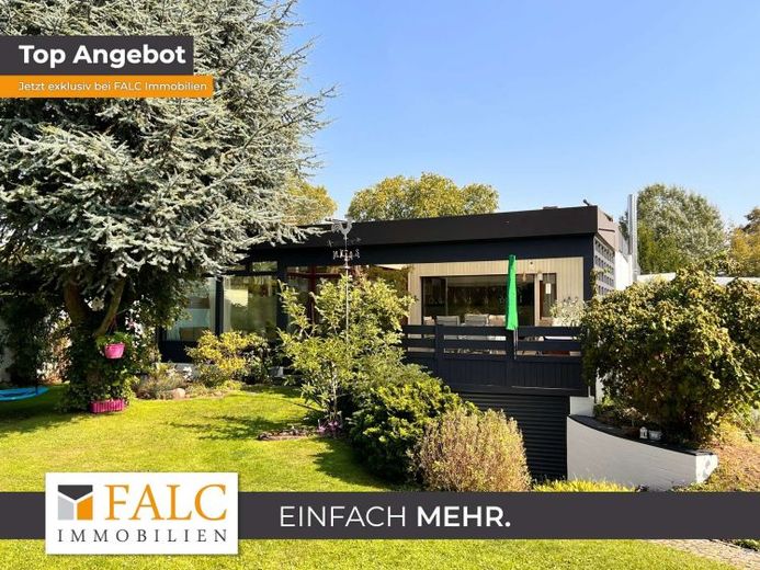 ***Hochwertiges Einfamilienhaus mit Wintergarten, überdachter Terrasse und exklusiver Ausstattung*** – Foto 1