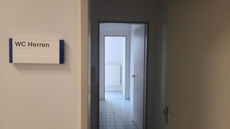 Büroetage im Gewerbegebiet Am Hasensprung im 2.OG – Toilette
