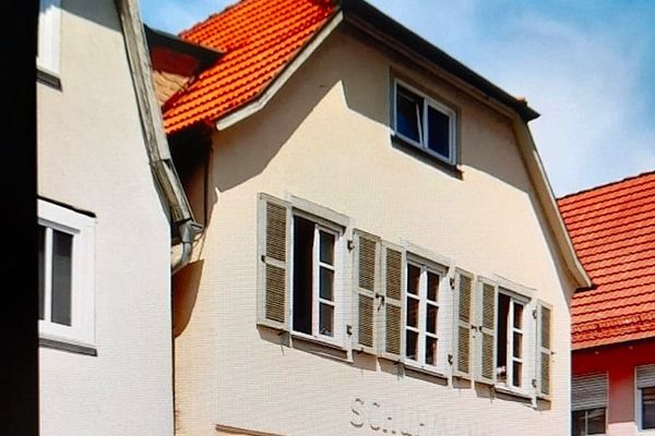 Bad Neustadt a. d. Saale, Wohn-u.Geschäftshaus