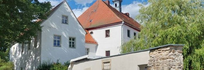 Historisches Objekt mit Entwicklungspotenzial im Fichtelgebirge - 4 Wohneinheiten, Gewerbeeinheit - Ferienwohnungsoption