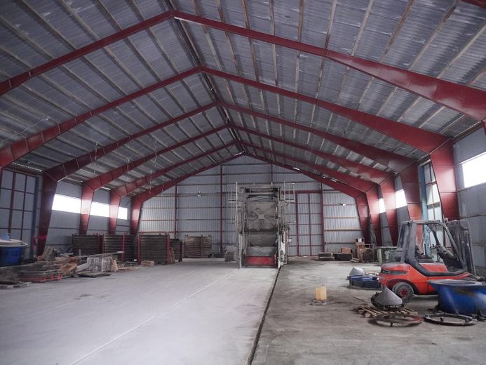 23 ha Industrie- und Landwirtschaftsfläche mit Gleisanschluss – Halle
