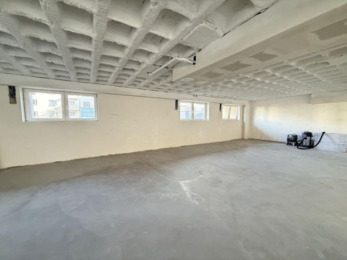Saniertes Büro am Zülpicher Platz – Bild6