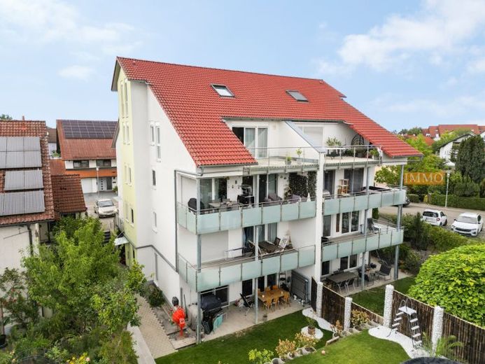 IMMORath.de - Ampio appartamento duplex con 5 stanze e balcone panoramico – Foto 1