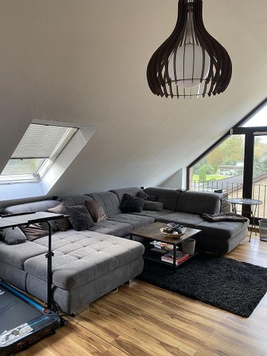 Attraktive 2-Zimmer-Maisonettewohnung in bevorzugter Wohnlage von Ratingen-Lintorf zu vermieten – Galerie