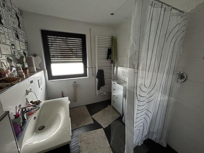 OG Badezimmer m. Dusche