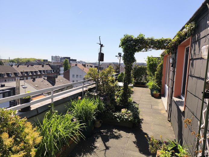 Große Eigentumswohnung mit großer Terrasse zu verkaufen – Foto 7