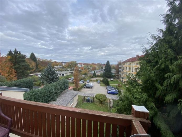 Zwickau-Marienthal* helle 1 Zimmer-Wohnung mit Balkon * Einbauküche* 2.OG – Foto 1