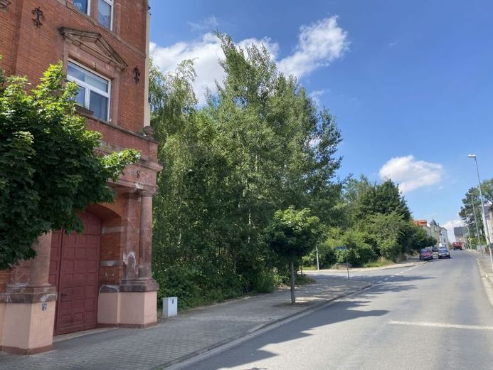 Grundstück für Mehrfamilienhaus in zentraler Lage der Kurstadt Bad Lausick – Foto 1