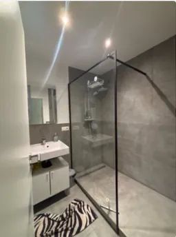 WG-Zimmer mit Wohlfühlfaktor/ Karl-Marx-Ring 132, München / WE106 / 1.OG / Zi.1 – Badezimmer