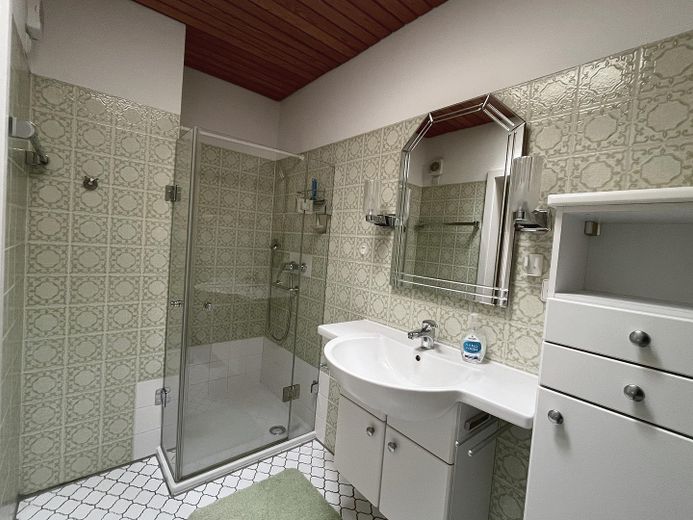 Badezimmer 2