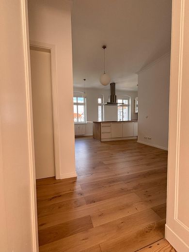 Helle modernisierte 3-Zimmer-Altbauwohnung im Weitlingkiez - Provisionsfrei - – Küche