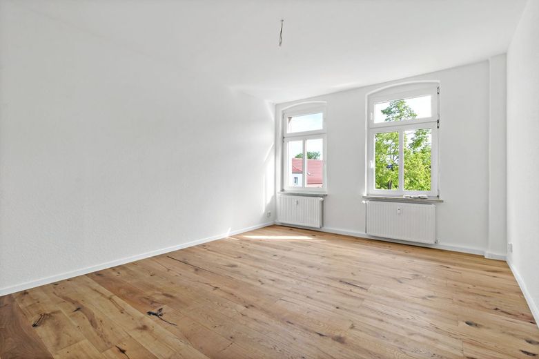 Pärchen aufgepasst!
Geräumige 2-Raumwohnung in der Reilstraße – Wohnzimmer