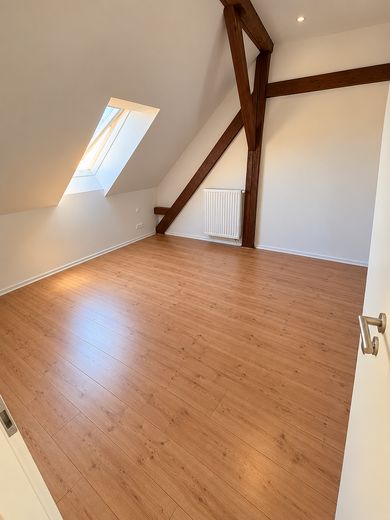 Gemütliche 1,5-Zimmer-Dachgeschosswohnung in Hemau – Foto 4