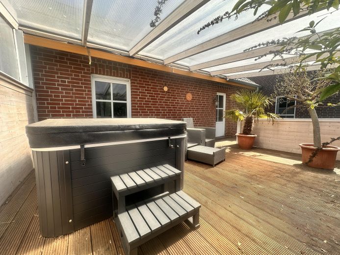 🏡 Einziehen statt sanieren – Ihr neues Zuhause wartet bereits auf Sie! – Große Terrasse im Garten