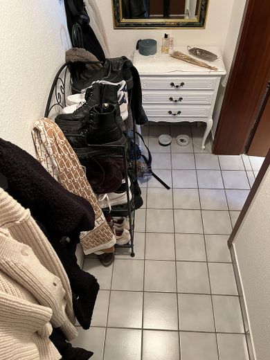 Vermietete Maisonette in Essen "WE176" | 6,30 % Bruttorendite | provisionsfrei | Paketoption – Wohnungsflur