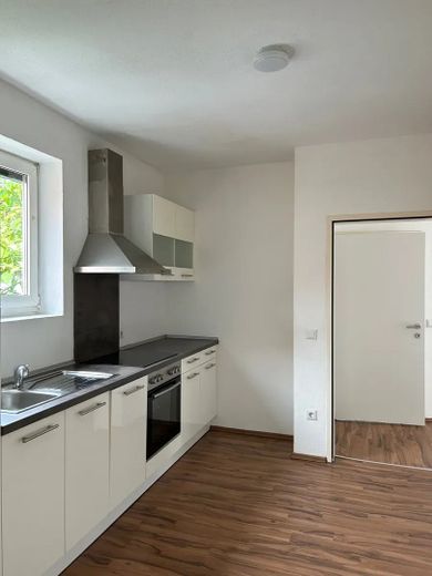 Moderne und helle 2-Zimmer-Wohnung in München-Schwabing-West – Einbauküche2