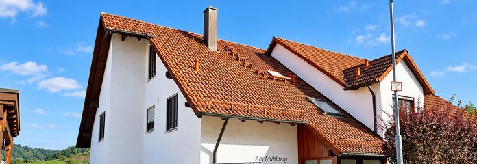 السكن على مستويين – شقة دوبلكس بتجهيزات عالية الجودة و3 مواقف سيارات – Außenansicht