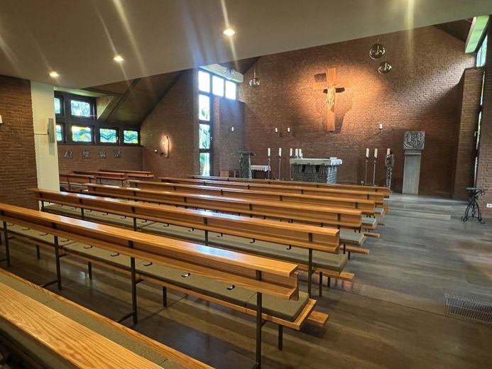 Kirche-Ansicht_Seite