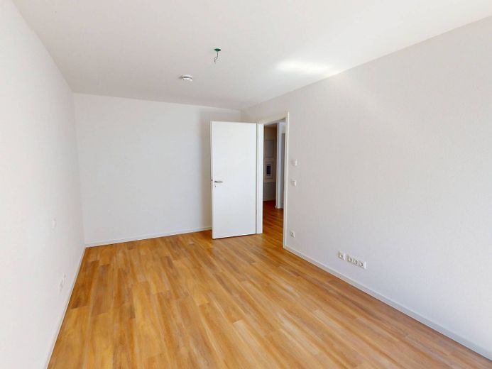 Helle 2-Zi.-Neubauwohnung mit EBK, BALKON, Fußbodenheizung uvm. – Ansicht II: Schlafzimmer