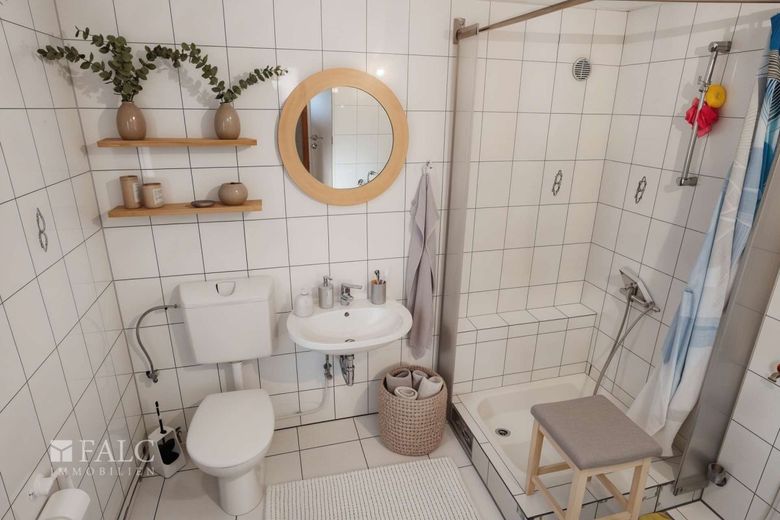 Raum für Ideen - Ihr Haus mit Potenzial – Bad EG - virt.