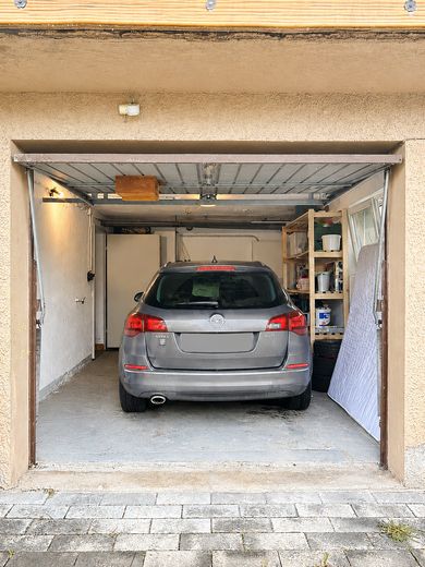 Einfamilienhaus Provisionsfrei zu verkaufen in Oberderdingen – Garage