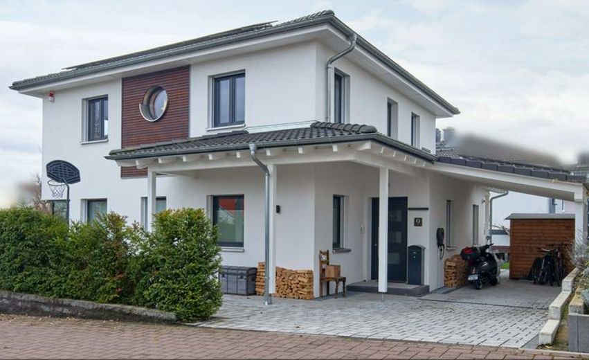 Haus Frontansicht