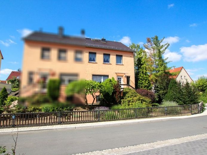 Doppelhaushälfte, 4 Zi., Wintergarten, Keller, Garage in ruhiger Siedlungslage ***PROVISIONSFREI*** – Foto 1