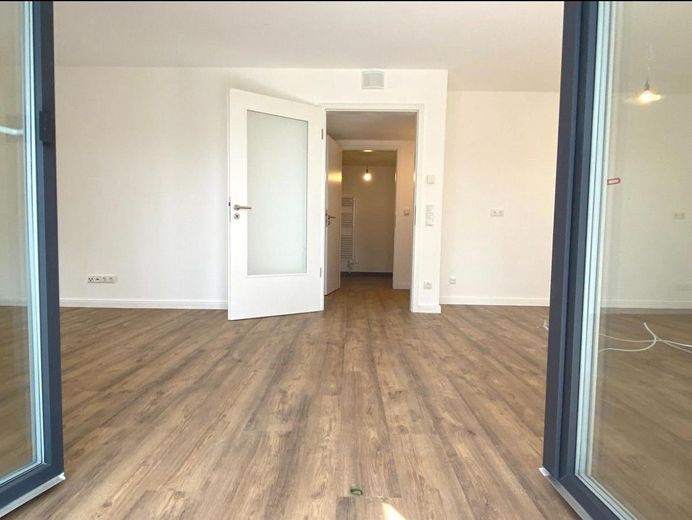 Helle 2-Zimmer-Wohnung mit Terrasse, Garten und hochwertiger Ausstattung – Foto 3