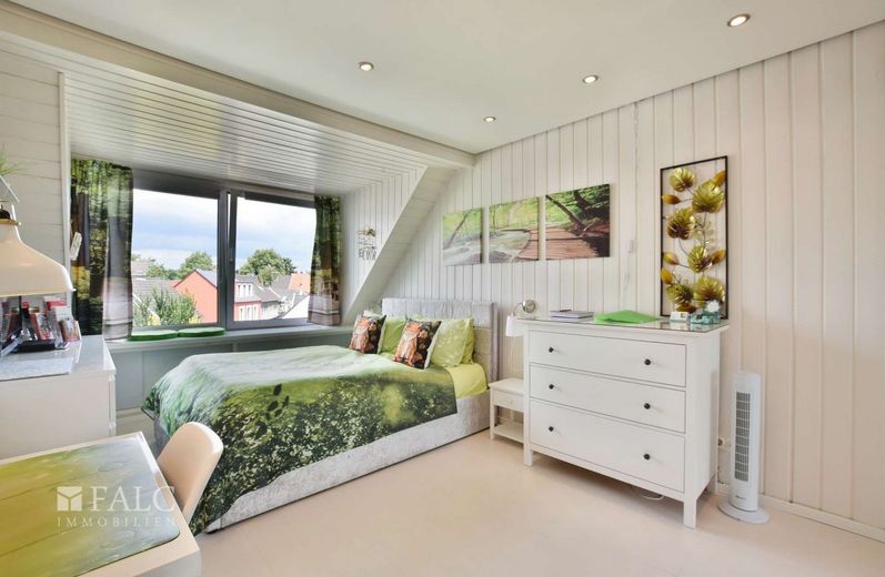 Schlafzimmer DG