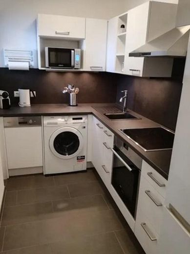 Kapitalanlage - 2 ZW mit Balkon, Einbauküche u. TG-Stellplatz in Waiblingen – Küche