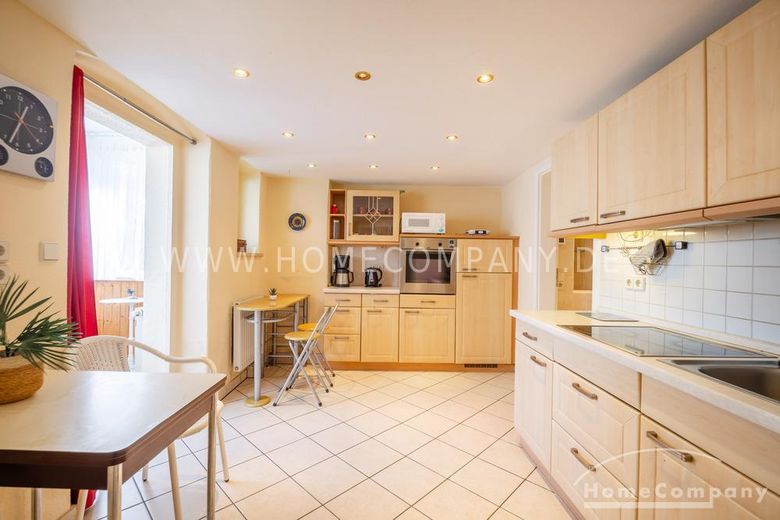 14050 HomeCompany Dresden مفروش/مؤثث شقة جميلة من 3 غرف في فايسن هيرش مع استخدام الحديقة بحد أقصى 3 أشخاص – c8bf45323b5ffe38a81c844c13d6add1b5b74be7.jpg