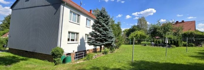 Nahe Freiberg: Gepflegtes Mehrfamilienhaus mit 4 Wohnungen und Glasfaseranschluss