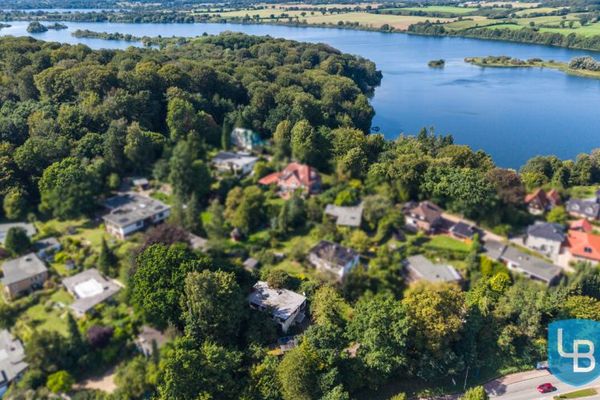Wohnen in Seenähe – Einfamilienhaus mit Garten und Renovierungsbedarf