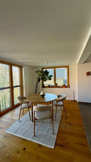Stilvolle und hochwertige Wohnung in Heideslheim nach Erstbezug – Foto 2