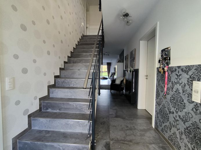 Eingang / Flur / Treppe